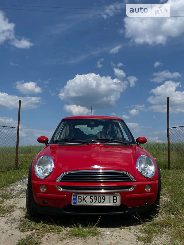 Mini One (2001)