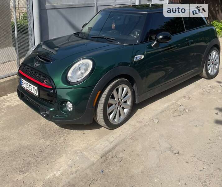 Mini Hatch (2014)