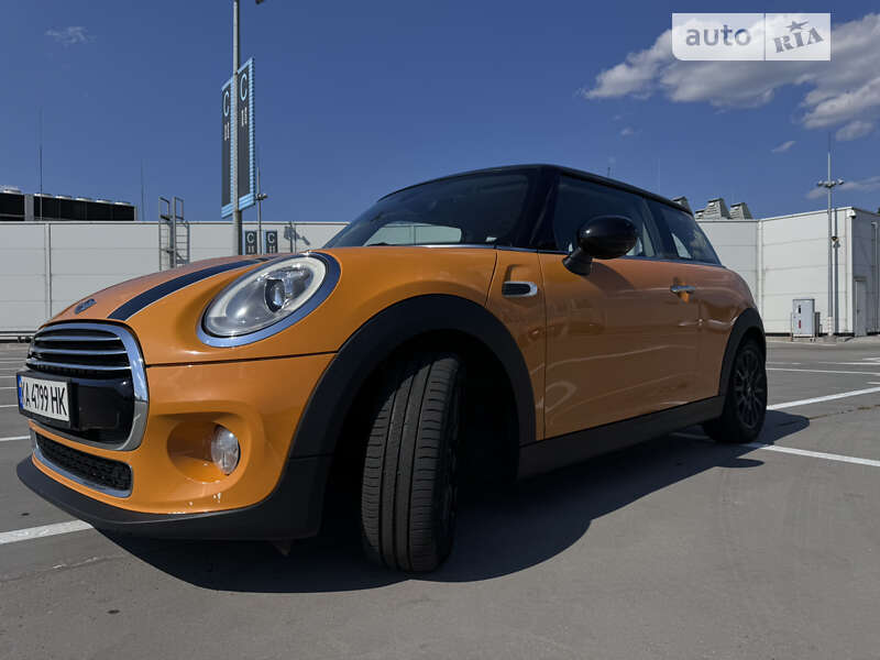Mini Cooper (2016)