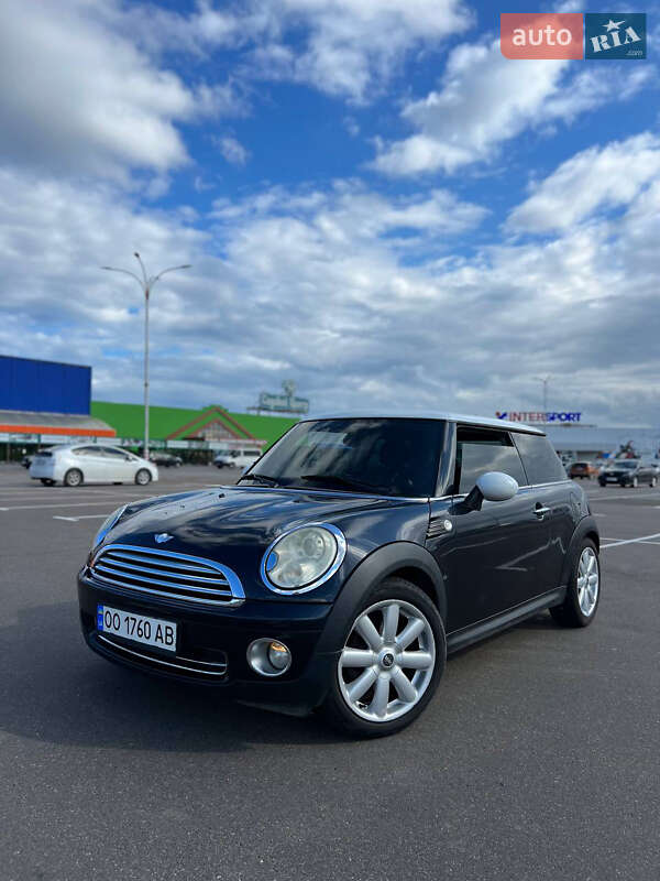 Mini Cooper (2007)