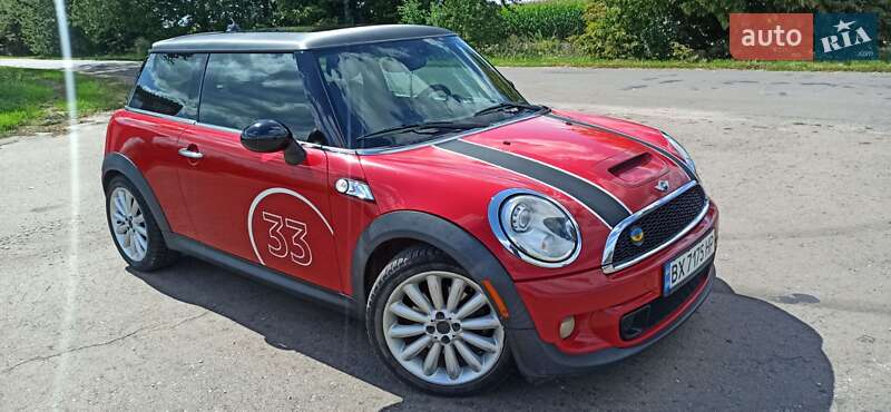 Mini Hatch (2010)