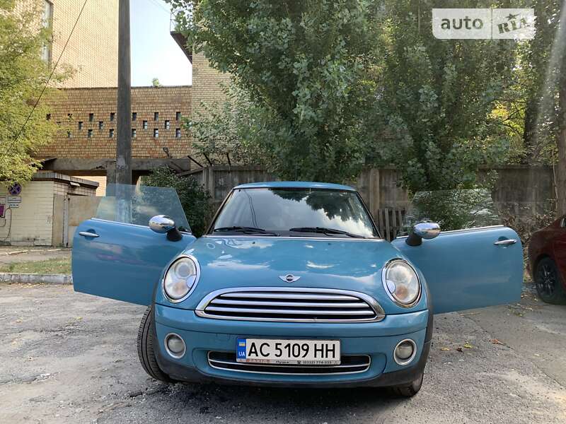 Mini One (2008)