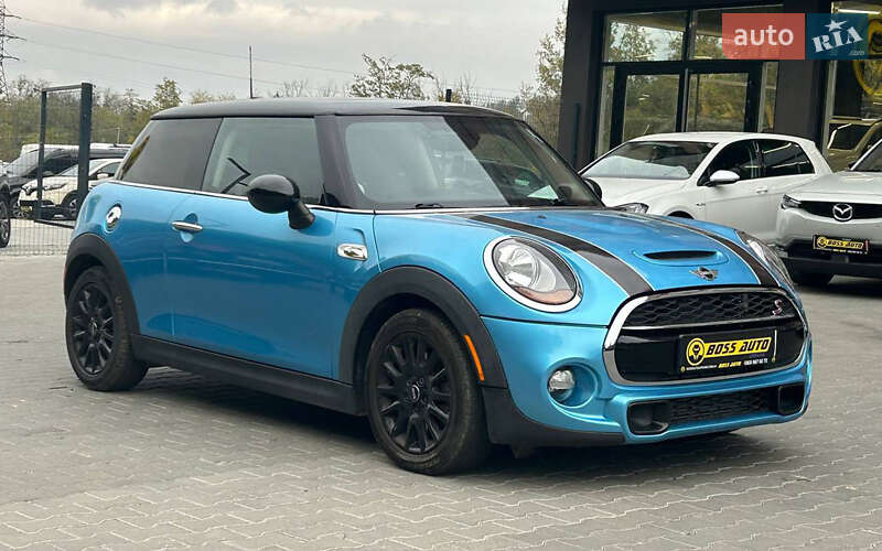 Mini Cooper (2015)