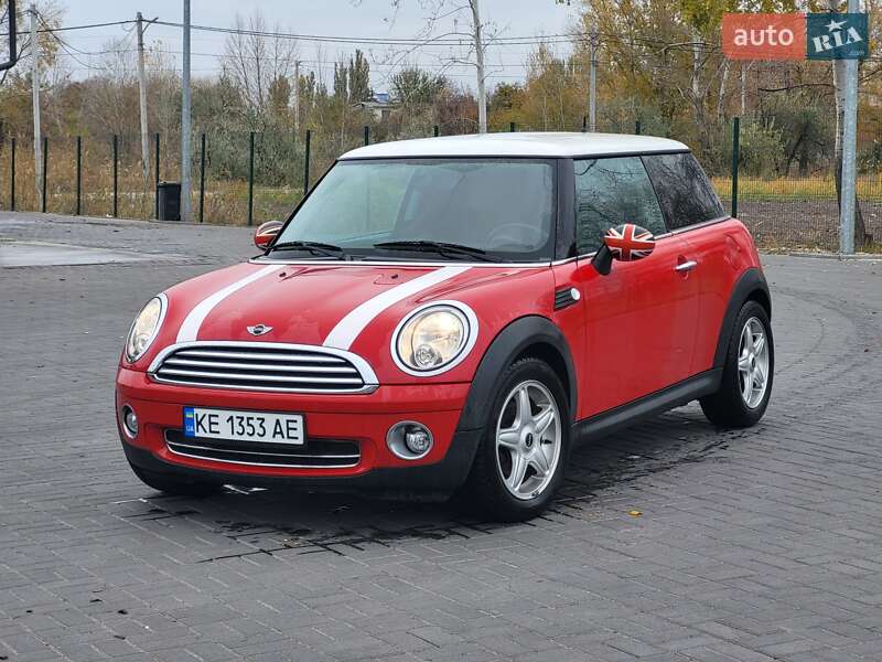 Mini Cooper (2007)
