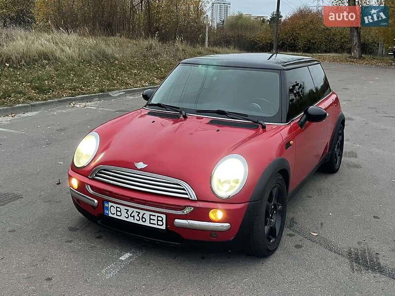 Mini Hatch (2001)