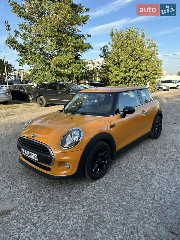 Mini One (2015)