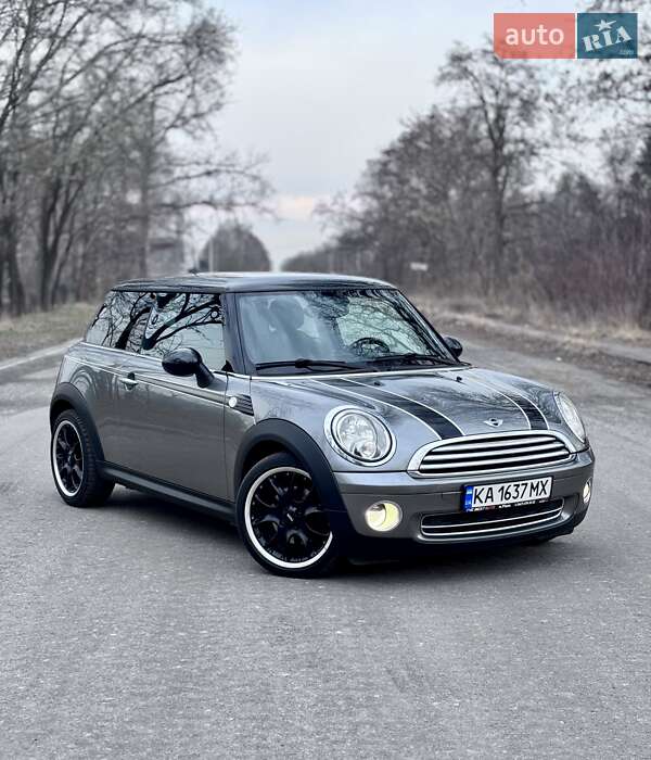 Mini Hatch (2009)