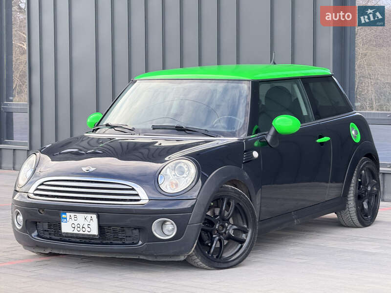 Mini Hatch (2006)