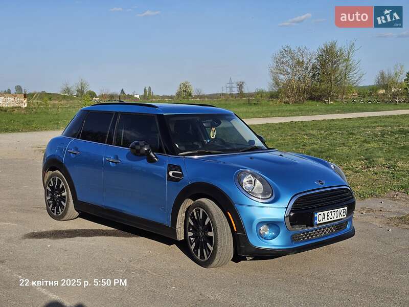 Mini Hatch (2015)