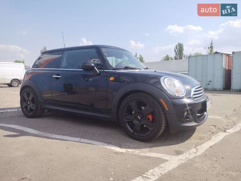 Mini Hatch (2012)