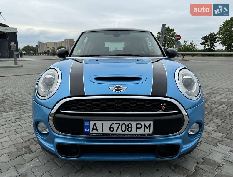 Mini Hatch (2015)
