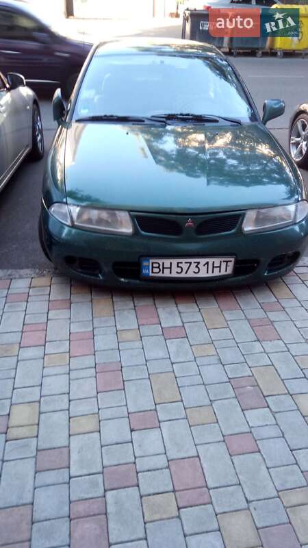 Mitsubishi Carisma (1998)