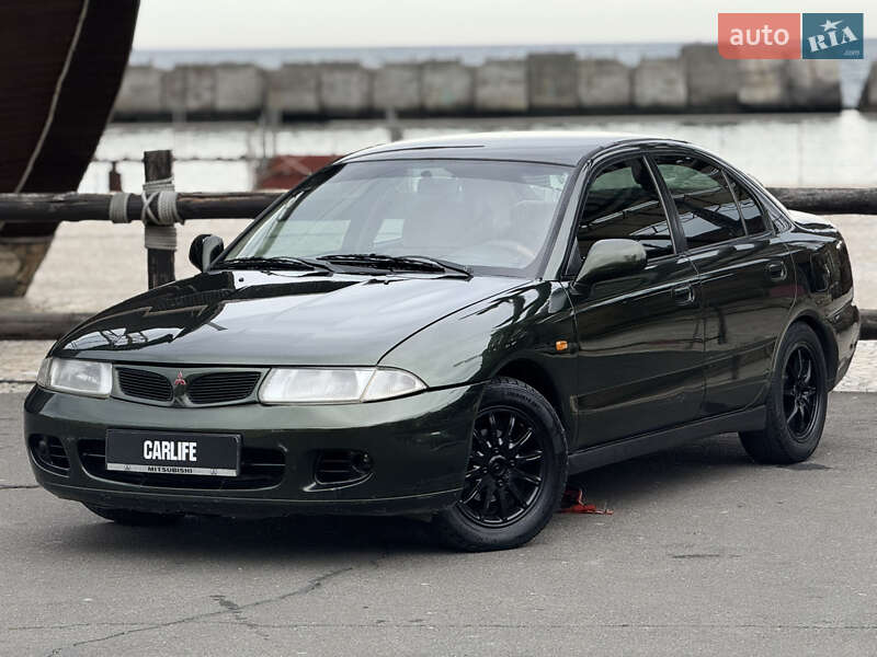 Mitsubishi Carisma (1997)