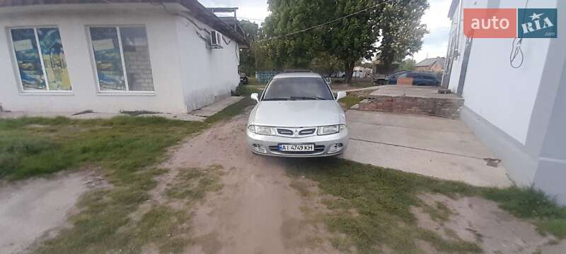 Mitsubishi Carisma (1997)