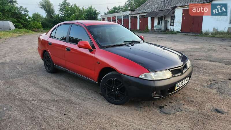 Mitsubishi Carisma (1998)