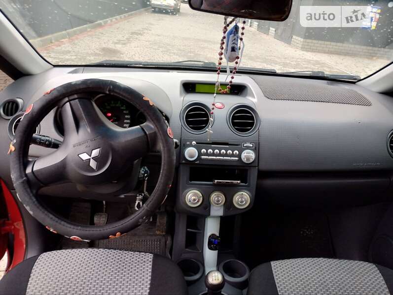 Mitsubishi Colt (2007)