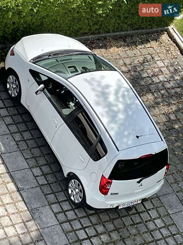 Mitsubishi Colt (2010)