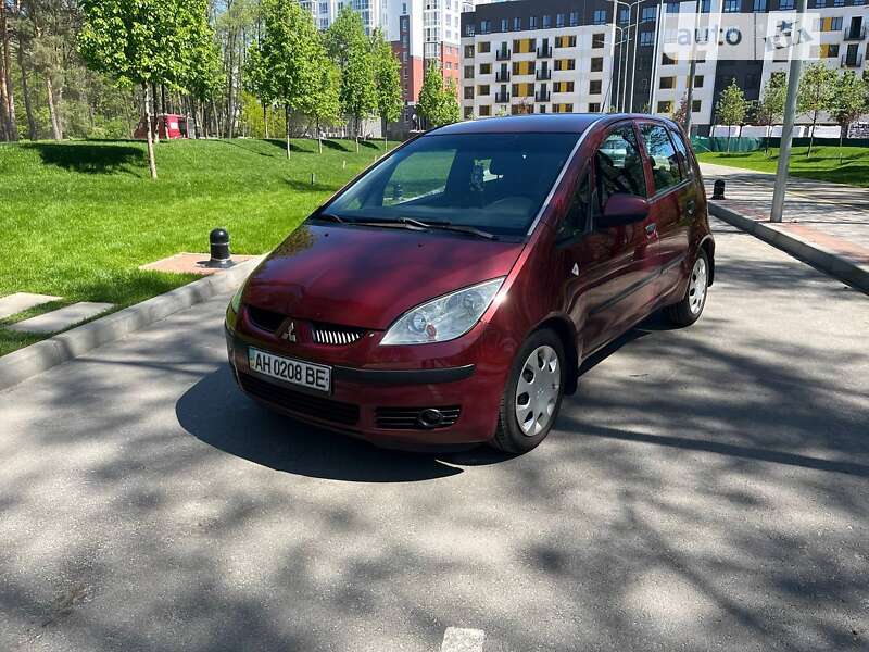 Mitsubishi Colt (2006)