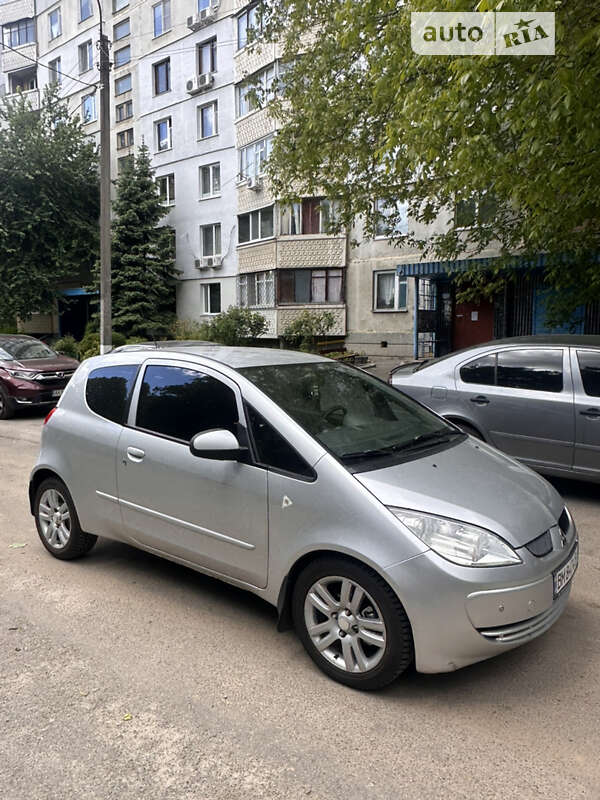 Mitsubishi Colt (2006)