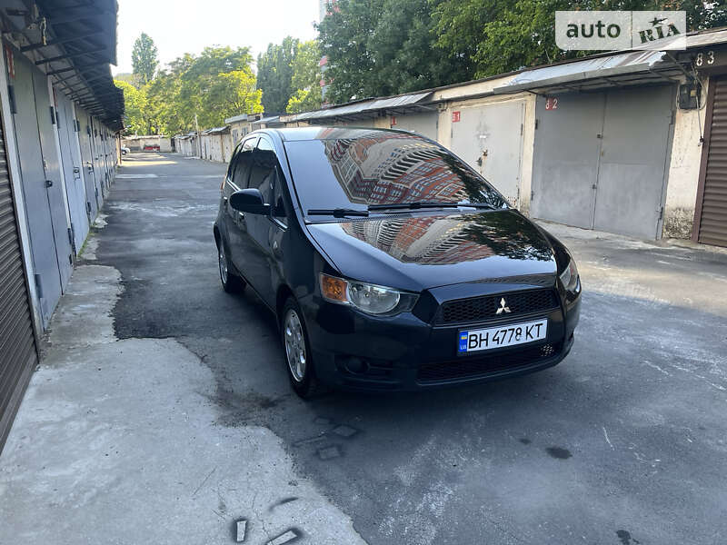 Mitsubishi Colt (2009)