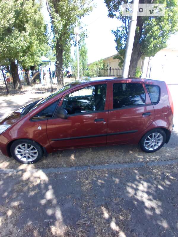 Mitsubishi Colt (2006)