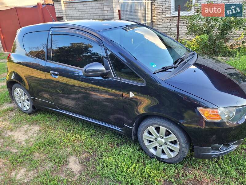 Mitsubishi Colt (2012)