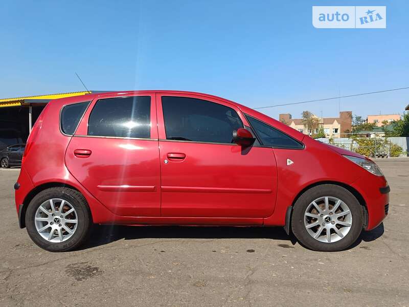 Mitsubishi Colt (2008)