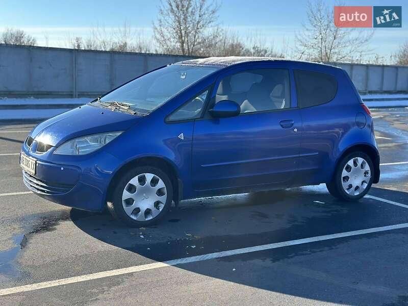 Mitsubishi Colt (2008)