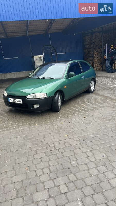 Mitsubishi Colt (1999)