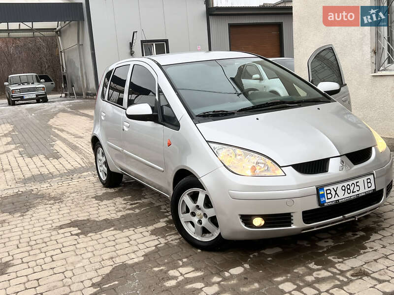 Mitsubishi Colt (2006)