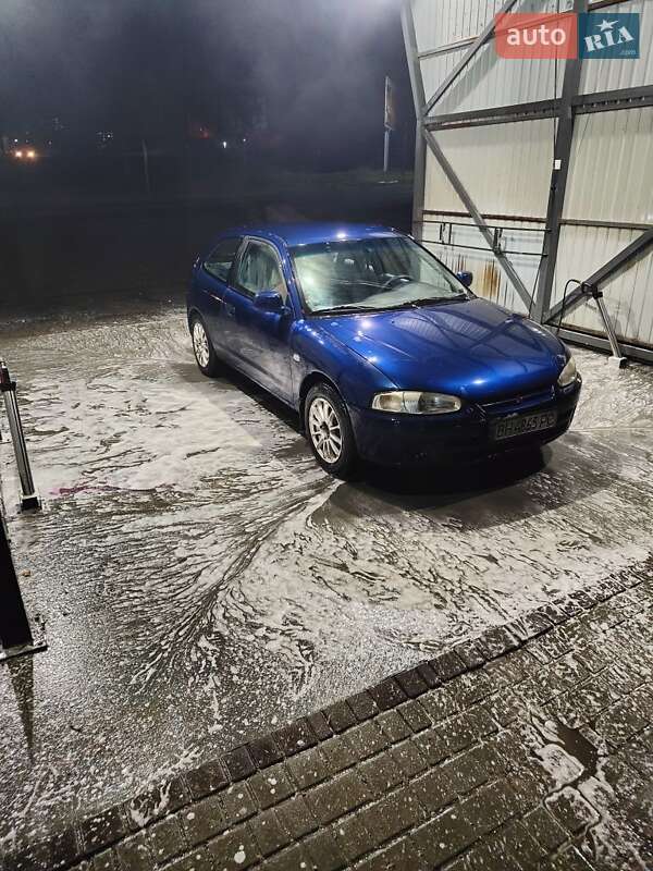 Mitsubishi Colt (2003)