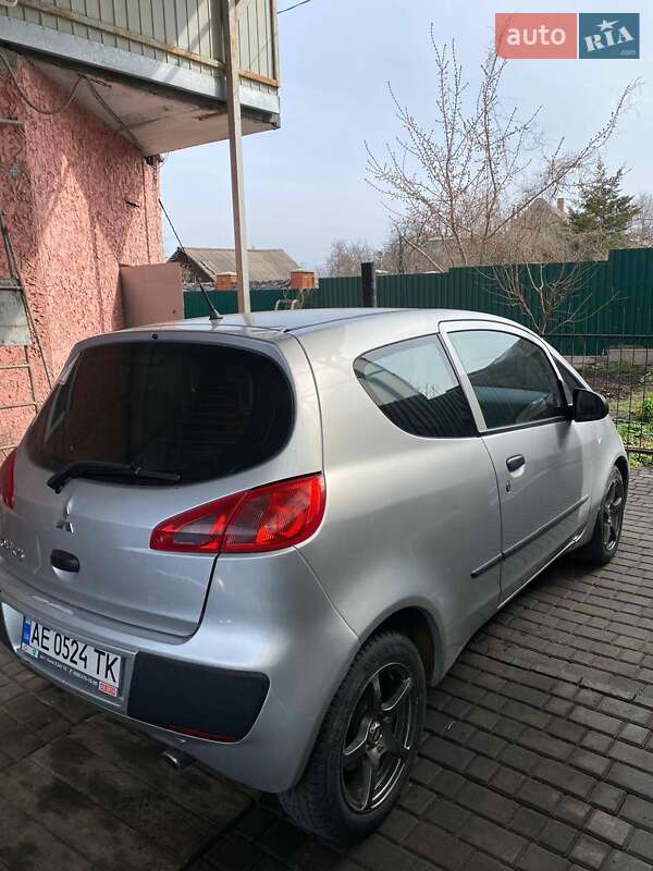 Mitsubishi Colt (2006)