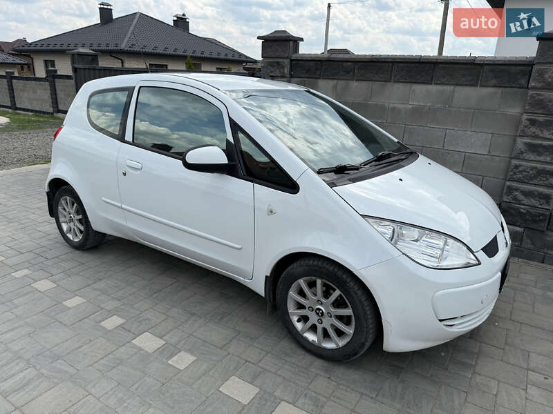 Mitsubishi Colt (2008)