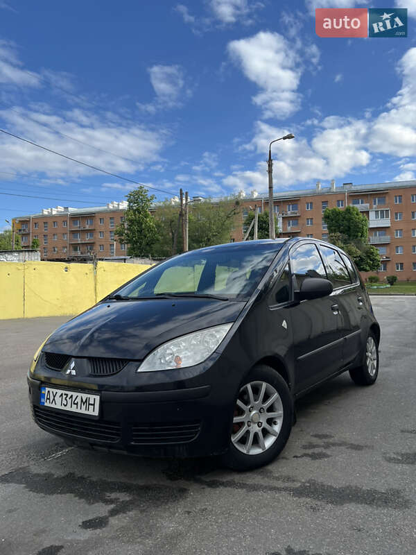 Mitsubishi Colt (2008)