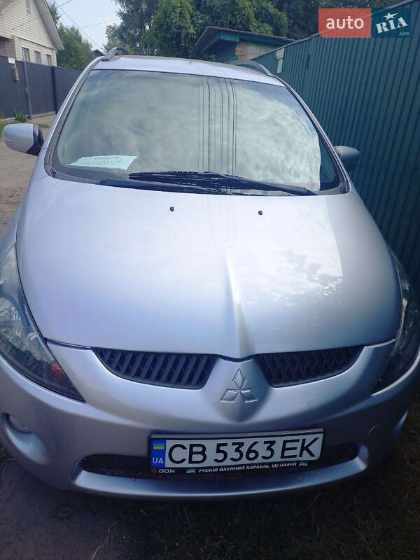 Mitsubishi Grandis (2005)