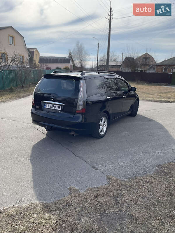Mitsubishi Grandis (2006)