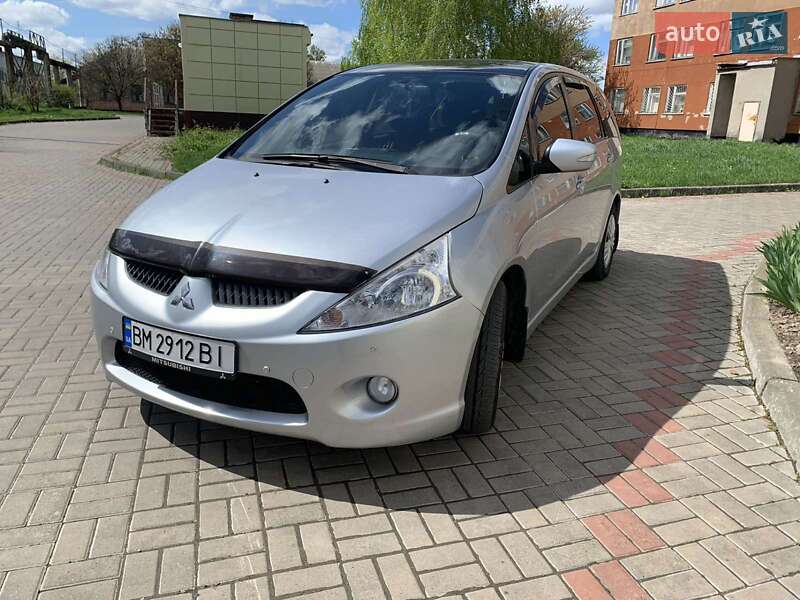Mitsubishi Grandis (2008)