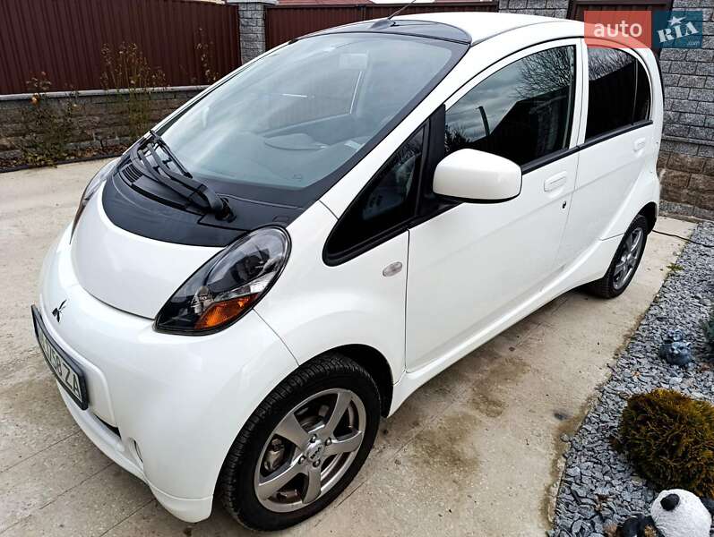 Mitsubishi I-miev (2012)