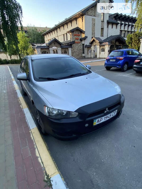 Mitsubishi Lancer x (2009)
