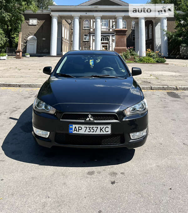 Mitsubishi Lancer x (2009)
