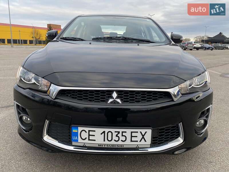 Mitsubishi Lancer (2015)