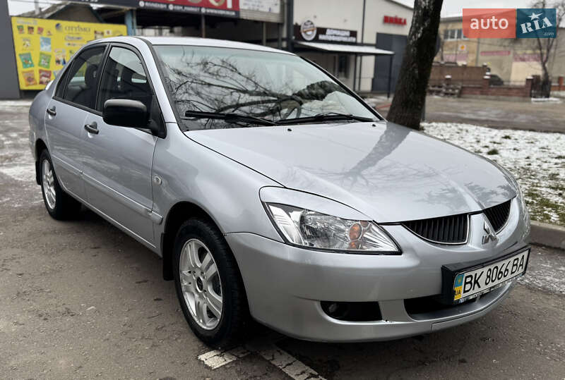 Mitsubishi Lancer (2005)