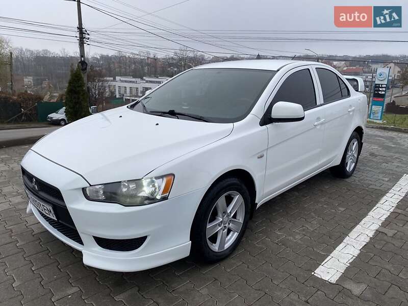 Mitsubishi Lancer (2010)