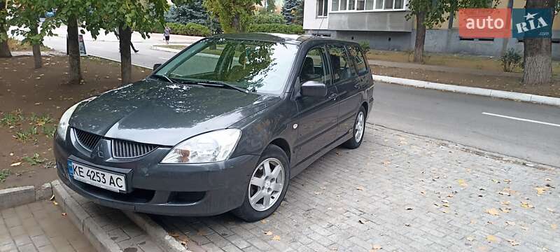 Mitsubishi Lancer (2004)