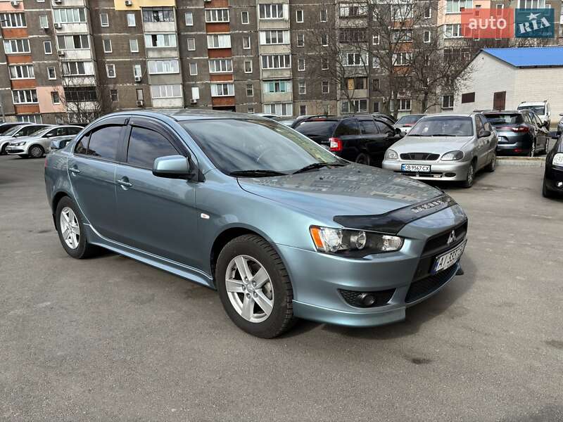 Mitsubishi Lancer (2009)