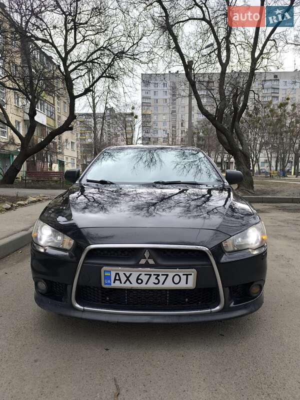 Mitsubishi Lancer (2010)