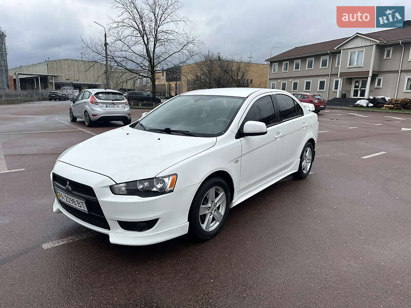 Mitsubishi Lancer (2009)