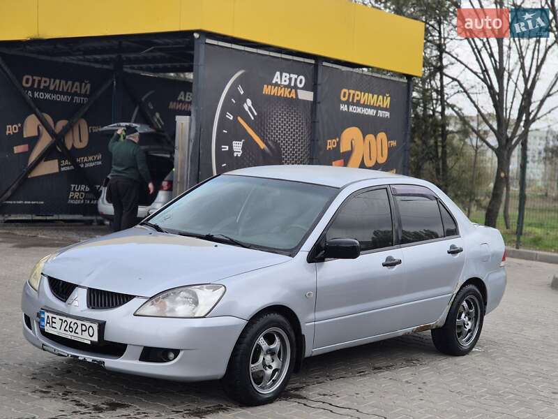 Mitsubishi Lancer (2004)