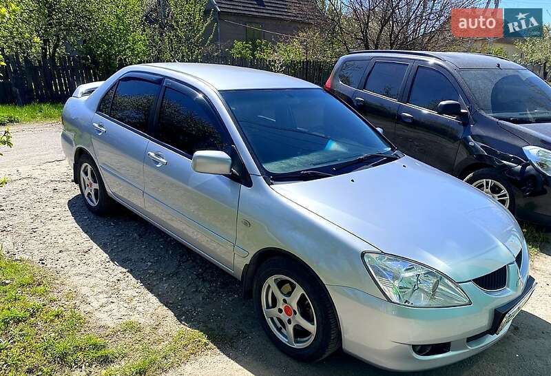 Mitsubishi Lancer (2004)