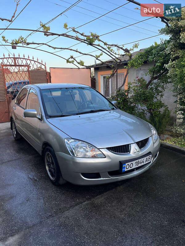 Mitsubishi Lancer (2004)